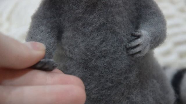 Енот в технике сухое валяние из шерсти. Этот взгляд прямо в сердце ❤️ смотреть онлайн