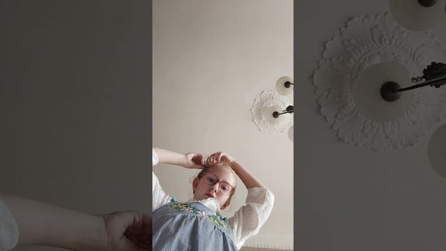 Оказалась в странном прошлом