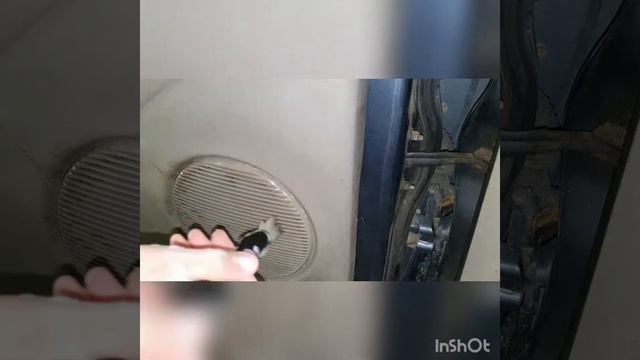 Чистим очень грязную сетку колонки Крайслера смотреть онлайн