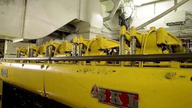 Машинное отделение теплохода "Фёдор Гладков" смотреть онлайн