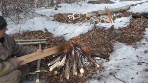 Как сделать лыжи в тайге в экстремальных условиях.   КАНАЛ ТАЁЖНАЯ ОБИТЕЛЬ НИКОЛАЯ АБОИМОВА