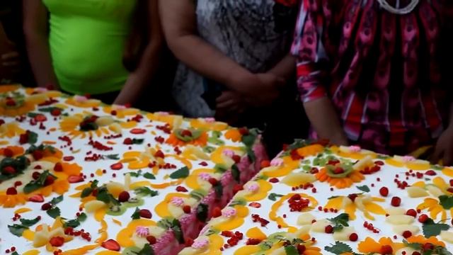 Праздник цветочных колесниц (10 июля 2016, Омск, Vegfest) смотреть онлайн