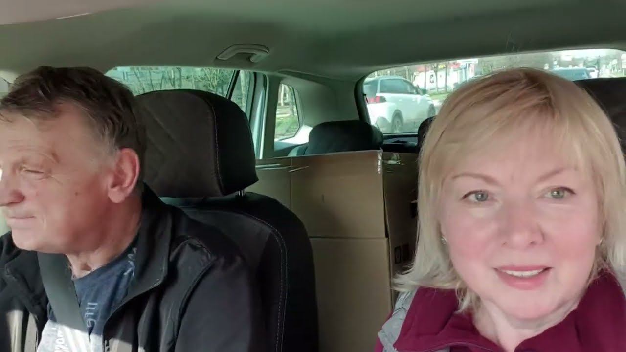 Vlog Между городом и дачей Перевозим всю рассаду.Помощник Робот-пылесос Wollmer F550 Sapphire смотреть онлайн