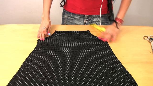 How To Make A Dainty Little Cocktail Dress смотреть онлайн