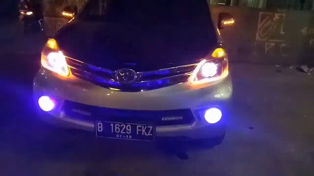 Toyota All New Avanza dgn Headlamp Double Angel Eye Projector dan Flexible DRL 2 Mode смотреть онлайн