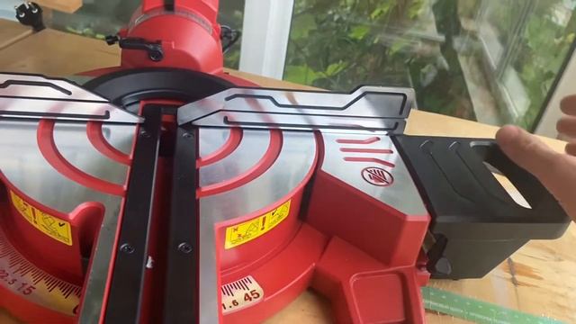 Распаковка и первый тест торцовочный пилы Einhell TE-SM 216 Dual смотреть онлайн