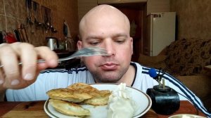 МУКБАНГ ДАМПЛИНГИ/ОБЖОР/mukbang dumplings