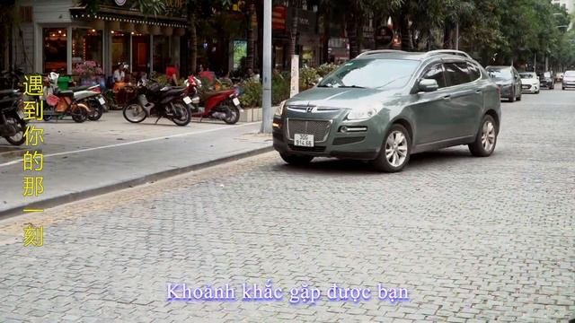 MV: Khoảnh khắc tôi gặp bạn 遇到你的那一刻 смотреть онлайн