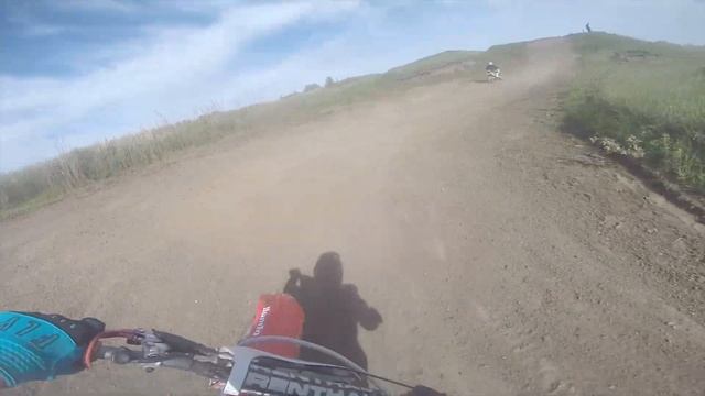 ПЕРВАЯ медаль в мотокроссе! Это было круто! Белгородская область, г. Ясные зори 22.05.2021г смотреть онлайн