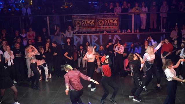 KPOP RANDOM DANCE in Minsk (K-pop party IKA) смотреть онлайн