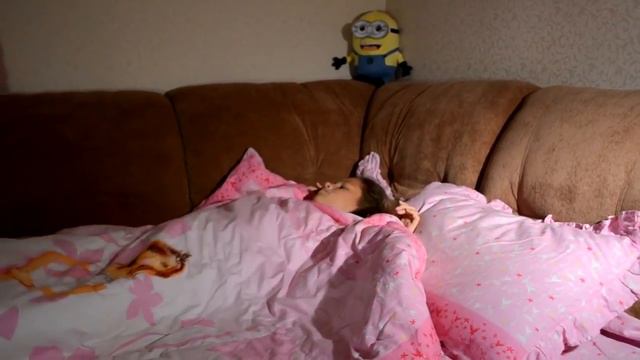 Как я ложусь спать♡❤🤗 смотреть онлайн