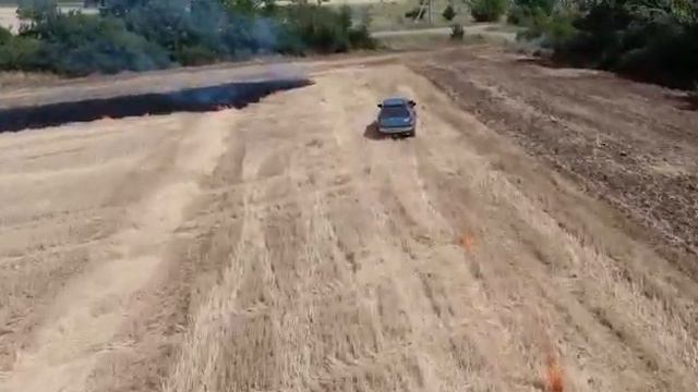 Поджог скошенного поля в аномальную жару в Луганской области 2 смотреть онлайн