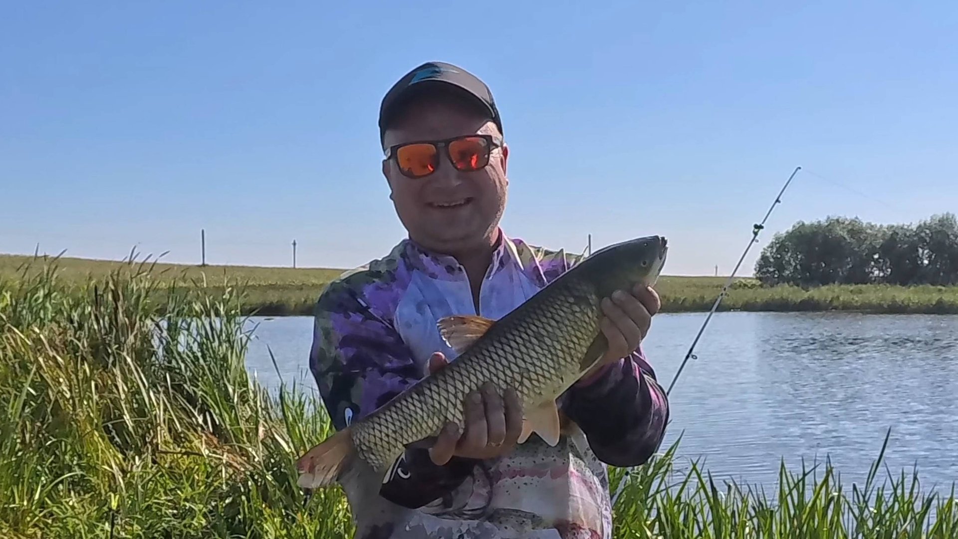 ТРОФЕМОЙ ПЕРВЫЙ ТРОФЕЙНЫЙ АМУР🏆 ЗАЧЁТНЫЕ КАРАСИ НА ЗАКИДУШКИ! смотреть онлайн