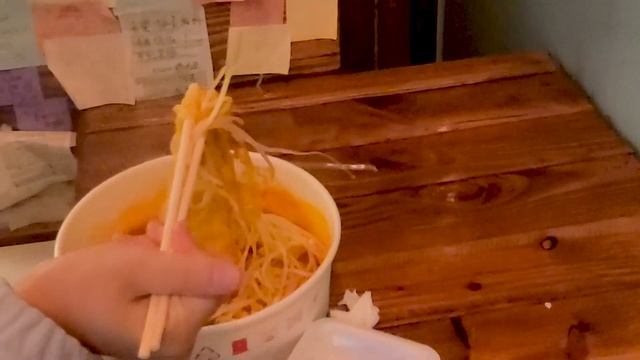 Amazing! automated Ramen Machine! Ramen store / KOREAN STREET FOOD смотреть онлайн