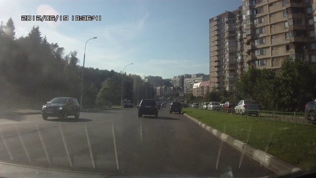 Баба подрезала