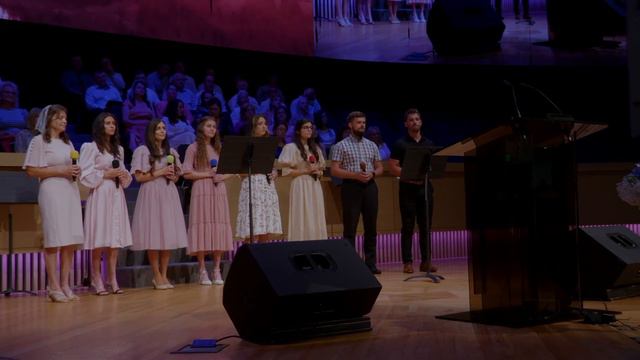 Благословляем именем Создателя - Песня - Семья Лысенко смотреть онлайн