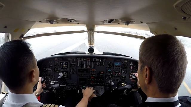 INI YANG PILOT SIAPA YANG CO PILOT SIAPA KOK KAYAL ABAL ABAL смотреть онлайн