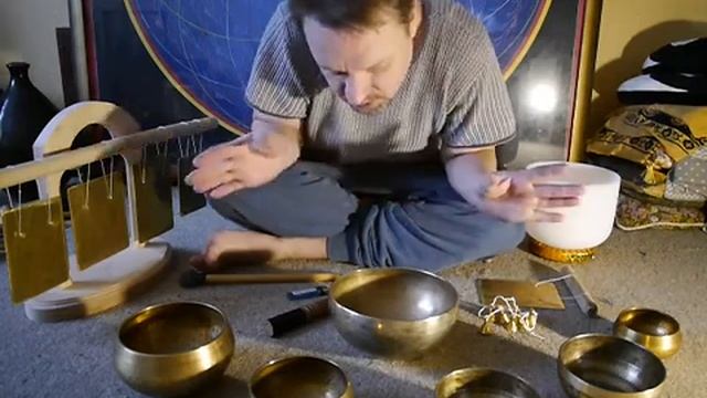 Поющие чаши. Тибетские чаши. Комплект поющих чаш для медитаций, звукотерапии, рейки, очищения дома смотреть онлайн