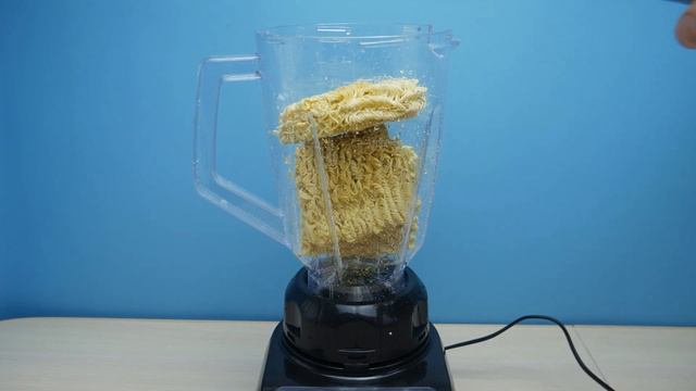 ЭКСПЕРИМЕНТ: ЧТО ЕСЛИ ДОБАВИТЬ В БЛЕНДЕР РОЛЛТОН И ЧИЛИ