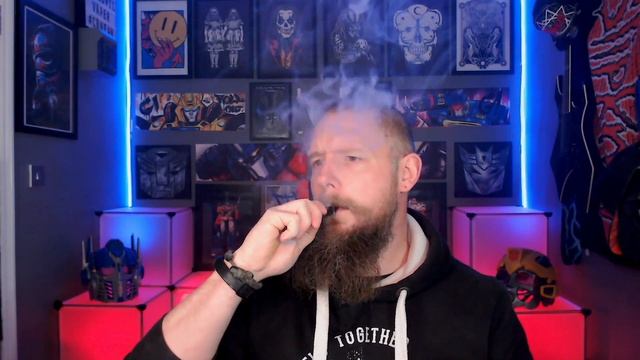 VAPORESSO XROS 3 & 3 Mini Pod Review смотреть онлайн