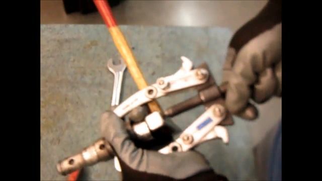 Как разобрать растровую втулку СТВОЛ перфоратора.How to parse bitmap bushing BARREL hammer смотреть онлайн