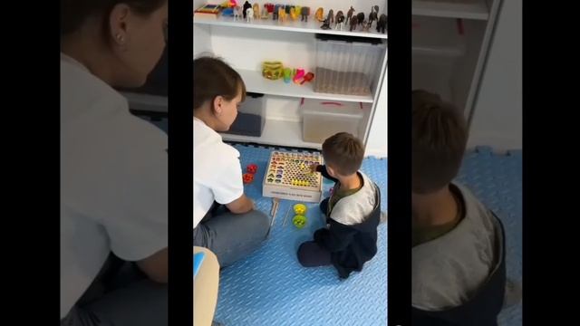 Весело и полезно проходят занятия с детьми в нашем Центре развития речи Логотрис. смотреть онлайн