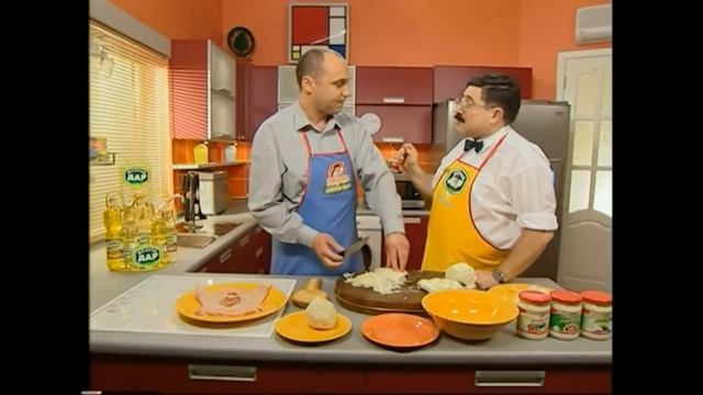 Как нарезать КАПУСТУ тонкой СОЛОМКОЙ - 2 способа / Мастер-класс от шеф-повара / Илья Лазерсон смотреть онлайн