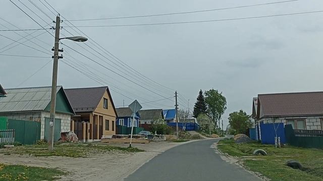 Город Почеп. Весна. Знакомые улицы и дома... смотреть онлайн
