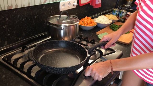 Веганский Борщ. Попробуй, он вкуснее чем ты думаешь) Очень простой рецепт. смотреть онлайн