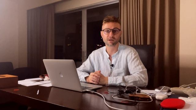 Зачем лысые пересаживают волосы? / Красавчик ? смотреть онлайн