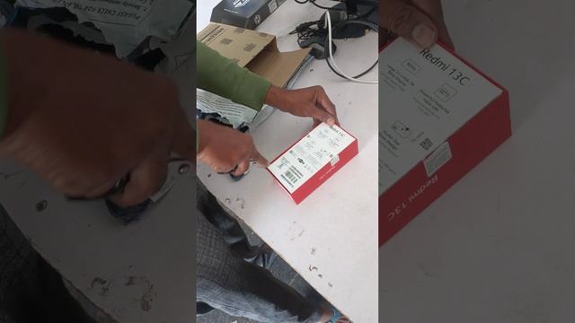 Redmi 13C 8GB Ram 256GB storage UNBOXING!! Amazon Parcel смотреть онлайн