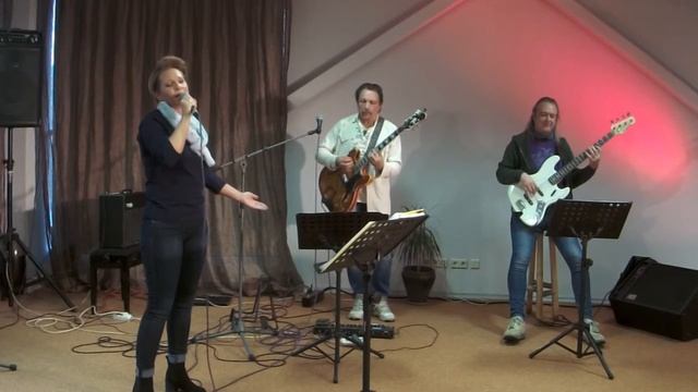 Citādāks Dievkalpojums / Anita Mešķe / Zoom Kamera / 17.10.2015