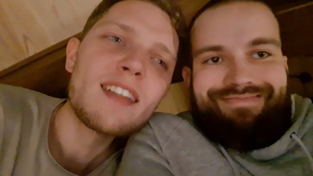 Именинник ушел спать. Разбили кальян. Остановили время. смотреть онлайн