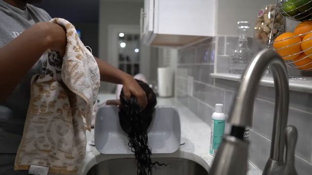 WASHING THE KIDS MIXED RACE HAIR смотреть онлайн