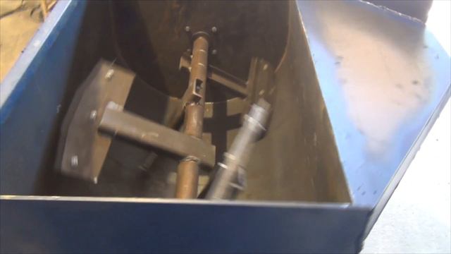 Растворосмеситель шнекового типа производства «Завод форм» для смешивания любых сыпучих материалов смотреть онлайн