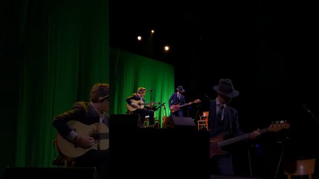 Miss Miss ~ SongBook ~ Benjamin Biolay & Melvil Poupaud @ Lille (12-12-2018) смотреть онлайн