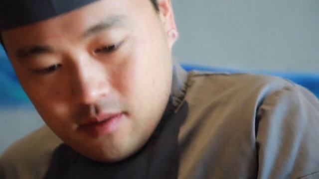SUSHI ONE : WITH CHEF TOM смотреть онлайн