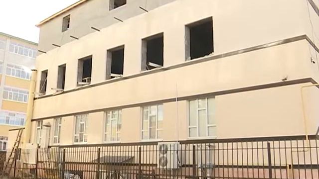 Бригадир рассказал подробности инцидента на стройке смотреть онлайн