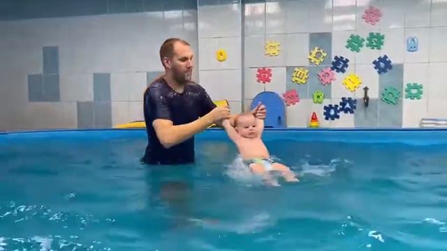 #грудничок #мойвнук #закаливаниеребенка #плаваньедети смотреть онлайн