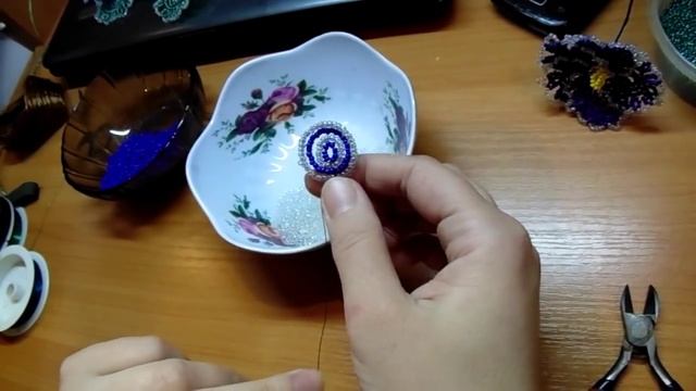 Плетение из бисера. Фиалка смотреть онлайн