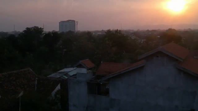 Menit-menit insiden Drone DJI Tello смотреть онлайн