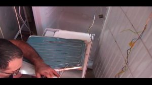 Замена тена Холодильник INDESIT -No Frost Морозильная камера.Վերանորոգում սառնարանների