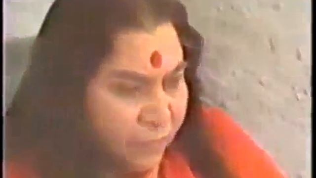 Бхаджан - Джей Джагадамбэ /санскрит 5/ - Пуджа Шри Будде, 1988 г. Сан-Диего, США смотреть онлайн