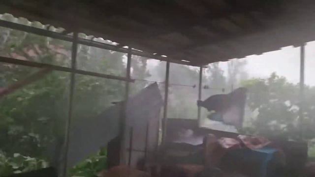 сильный ураган в Орле. 4.07.2020 смотреть онлайн