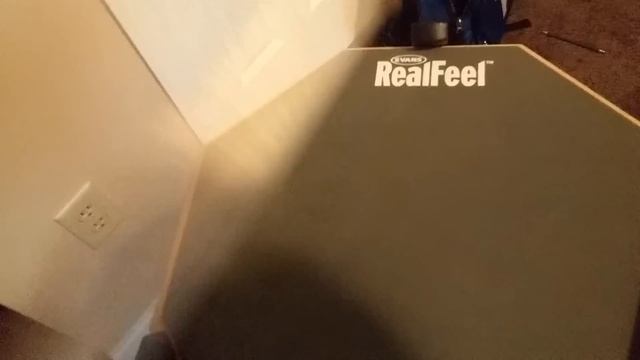 Evans RealFeel-double sided practice pad review смотреть онлайн