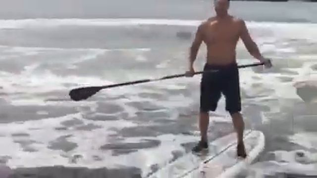 Американский боксер скинул в море Кличко смотреть онлайн