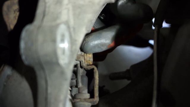 2003 Infiniti G35 Front Hub-Wheel Bearing Replacement смотреть онлайн