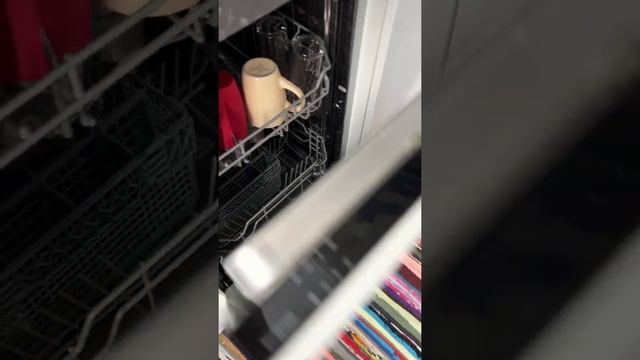 Чистота по науке?#чистота #асмр #лайфхак смотреть онлайн