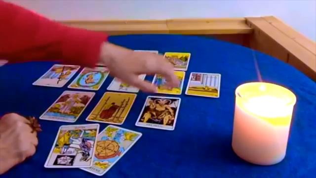 ЧТО ОН ДУМАЕТ ОБО МНЕ? ЧТО ЧУВСТВУЕТ? КАКОЙ ЕГО СЛЕДУЮЩИЙ ШАГ? Tarot Analysis ? #Kolena