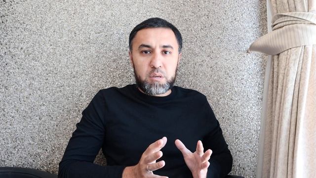 "Как обменять рубли на доллары без переплаты обменникам?" смотреть онлайн